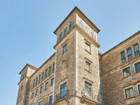 Albergue Seminario Menor Hotels near Santiago de Compostela Airport