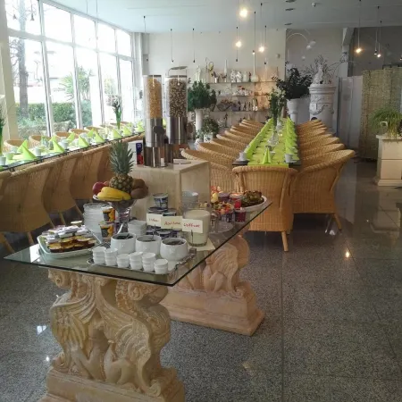 Lindemann Hotel