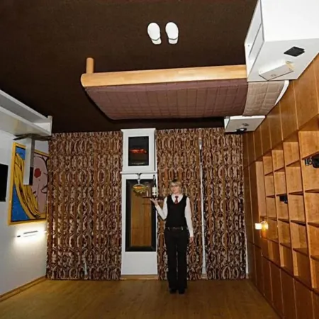 Hip Hotel