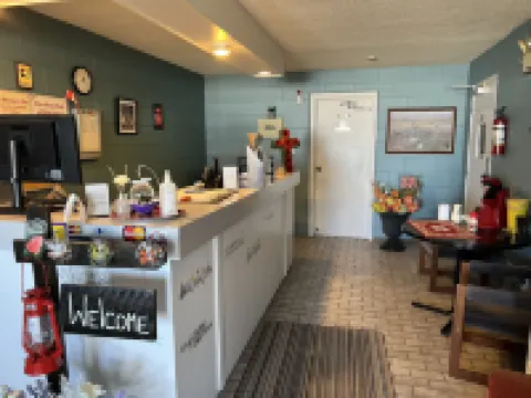 Earlton Motel Hotels in Timiskaming District