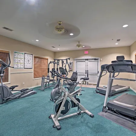 7 Mi to Branson StripThe Ridge' w/ Game Room