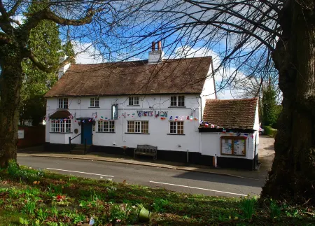 The White Lion Inn Отели в г. Хамптон ин Арден