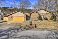 Waterfront Hollister Retreat w/ Dock & Game Room! - parking