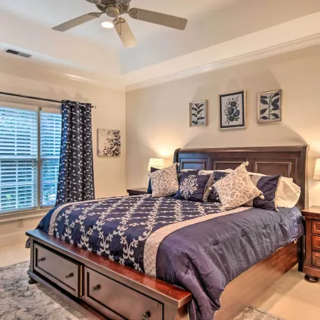 Upscale Home w/ Poker Room < 1 Mi to Golf!