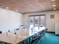 hotelF1 Igny Massy TGV Hotel a Saclay