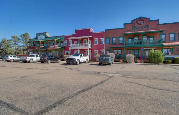 距錫特格雷夫斯16英里：歐弗加德小屋帶門廊