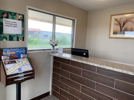 Regency Inn Отели в г. Ролла