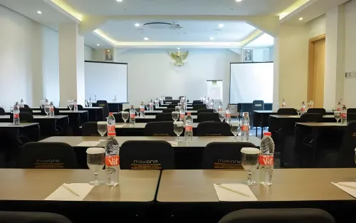 麥克斯萬飯店-波約拉利洛基克里當戈 商務設施 Photos