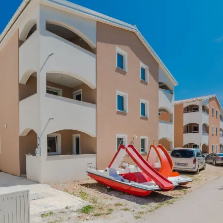 Apartments Budimir Hotels in Vir