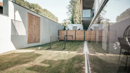 Zeitlang by Rösslwirt Отели в г. Нойкирхен-байм-Хайлиген-Блут