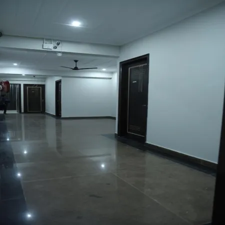 Radiant Blu Hotels Sec-70