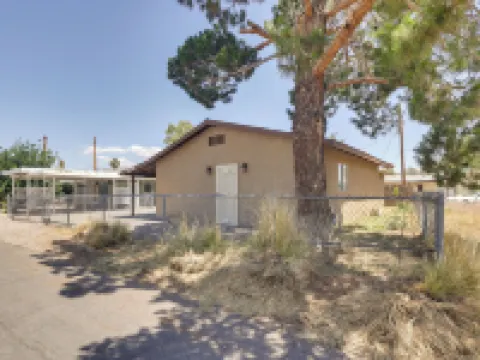 บ้านที่เป็นมิตรกับสุนัขในบูลเฮดซิตี้ - ทางเดินไปยังชายหาด! โรงแรมในลาฟลิน