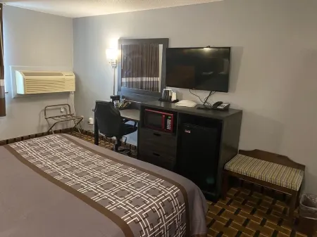 Faribault Hometown Inn & Suites Отели в г. Фэрибо