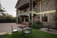 Korona Villa Lodge Hotels near Old Boma Museum