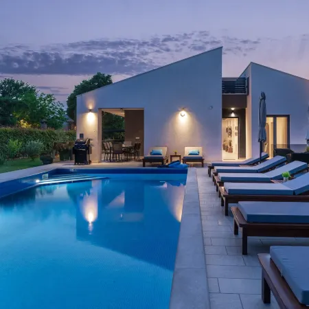 Villa XO