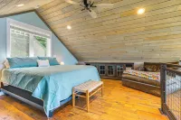Maiden Rock Cottage w/ Fire Pit & Lake Pepin Views - 3-Star