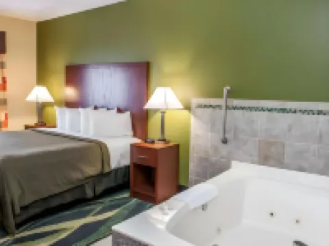 Quality Inn & Suites South Bend Airport Hotels in St. Joseph County