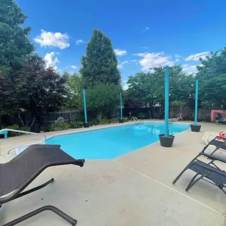Corporate Leasing HSV/Harvest/Madison 4BR home.