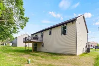 The Respite: Spacious beautiful new build, sleeps 8-10. 7 minutes from Hershey.