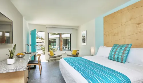 Twin Palms Resort - A Gay Men's Resort