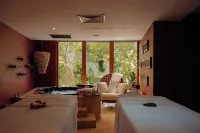 The Bannister Hotel & Yacht Club - spa