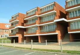 With amazing panoramic views, this is the perfect choice for a seaside holiday.