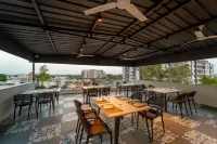Aceotel Select Sarvagya, Vijay Nagar- A Luxury Boutique Hotel - Frühstück