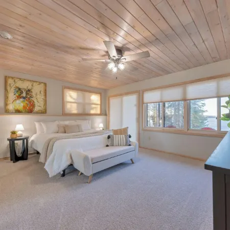 Beautiful home on Lake Pokegama!
