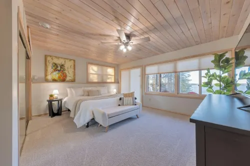 Beautiful home on Lake Pokegama!