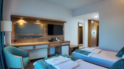 LİNA GARDEN OTEL ve KIR DÜĞÜN SALONU Hotels near Bingol Airport