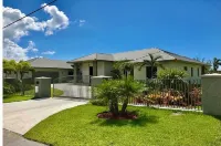 Luxury Water Front Villa Freeport Bahamas