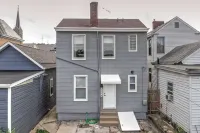 Historic Ludlow Apt B - 3-Star