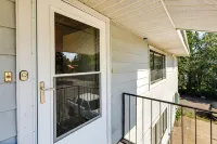 Steps to Chena River - Condo Near Hiking & Tours!