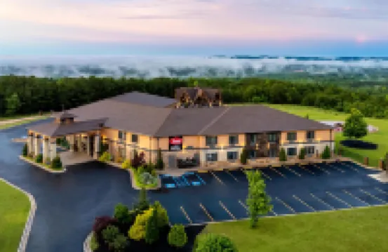 Aiden by Best Western @ Warm Springs Hotel and Event Center
