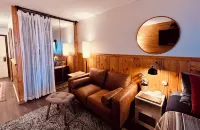 Queen Suite~Resort Amenities~19 Miles to West RMNP
