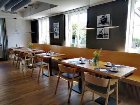 Hotel Landgasthof Euringer Отели в г. Pfaffenhofen a.d.Ilm