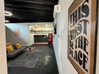 Central Pensacola Studio, Groovy & Spacious Hotels in Ensley