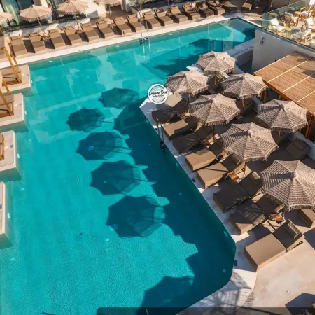 Cabana White Boutique Hotel & Suites