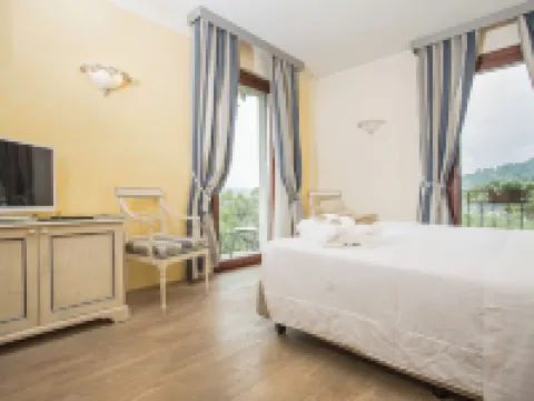 Hotel Spiaggia d'Oro - Charme & Boutique - Garda Lake Collection Hotels in Salo