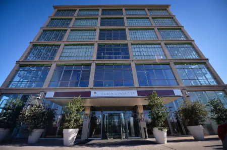 DoubleTree by Hilton Turin Lingotto Отели в г. Турин