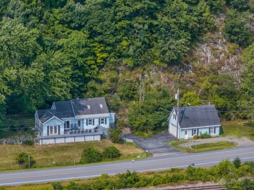 3-Bedroom Vacation Home Just 10 Minutes from Adirondack Park Hotels in Ticonderoga