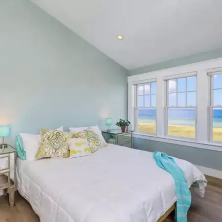 Luxury Beachfront Cottage