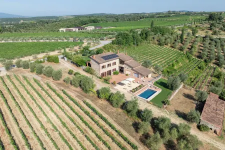 Casa di Luca Eroica, Pool