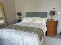 Near junction 6 M25, Gatwick Airport M23, London zone 6, next to Caterham School Hotel a Tandridge District