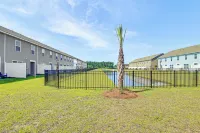2 Mi to Shore: Newly Built Surfside Beach Gem - Beach