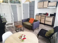 Cosy mezzanine studio in Narbonne town center, close to beaches