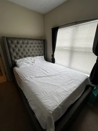 Cozy pace to call home ,short&long stays welcome.