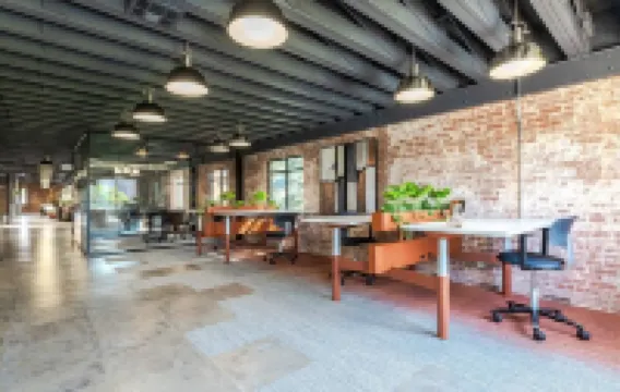 2BR2BA Luxury Apt in Bricktown,Walk to Riverwalk & OU Med Center w Gym & Pool