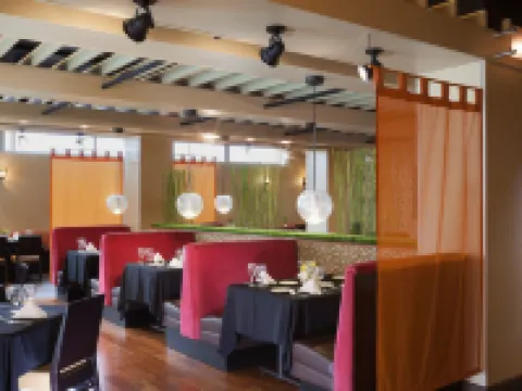 ダブルツリー バイ ヒルトン ホテル チャタヌーガ ダウンタウン チャタヌーガのホテル