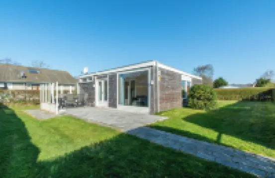 Bungalow in Julianadorp Near Sandy Beach